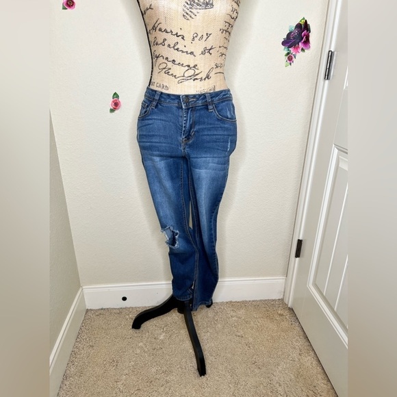 Kensie Effortless Ankle Mid Rise Distressed Style Medium Blue Jeans Size 26 - Picture 3 of 8